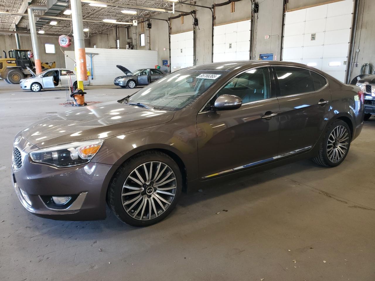 2014 KIA Cadenza