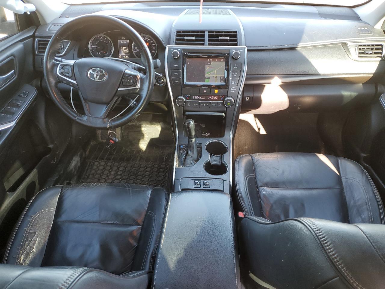 2016 TOYOTA CAMRY