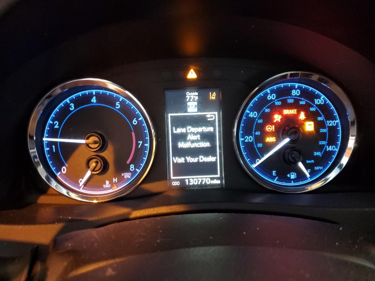 2018 TOYOTA COROLLA