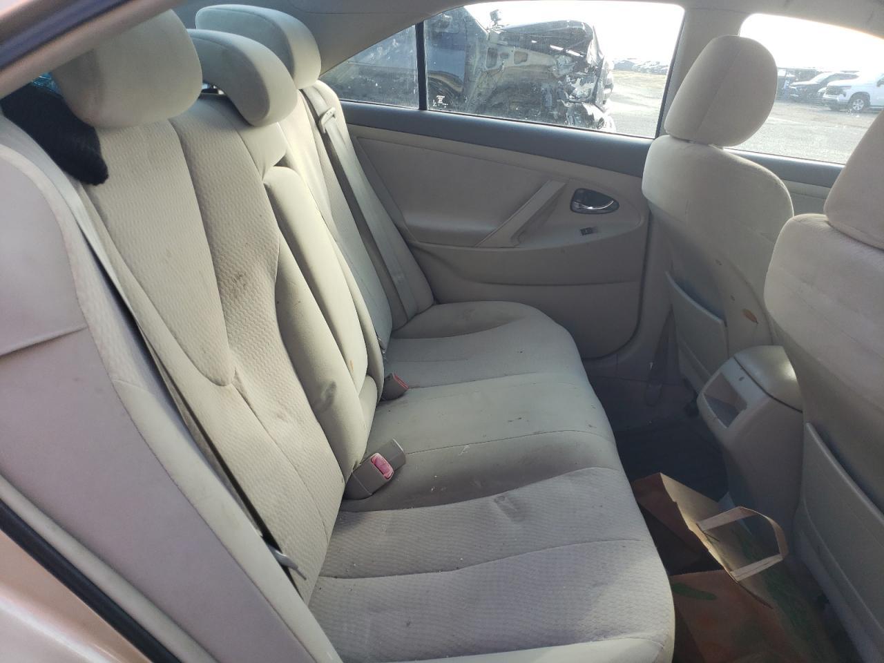 2010 TOYOTA CAMRY
