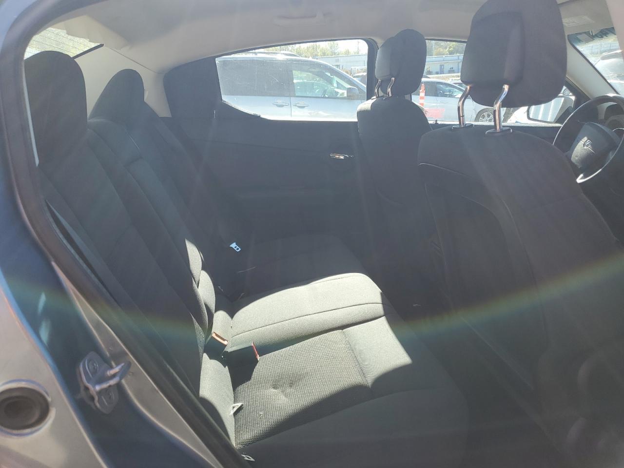 2010 DODGE Avenger