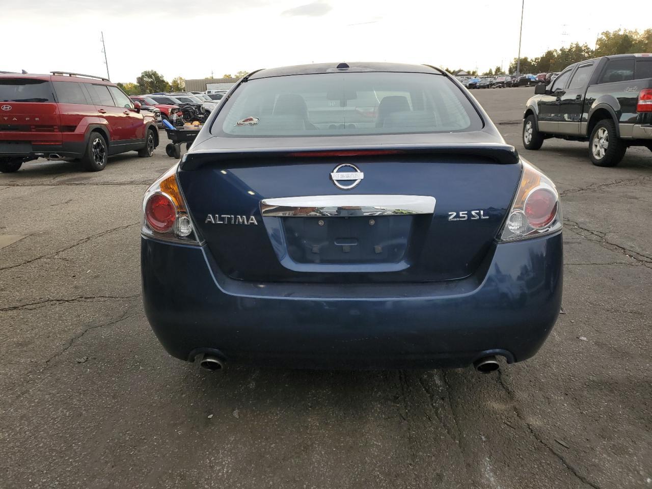 2010 NISSAN ALTIMA