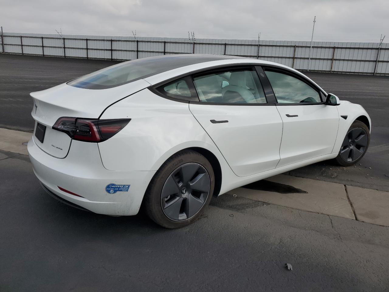 2021 TESLA MODEL 3