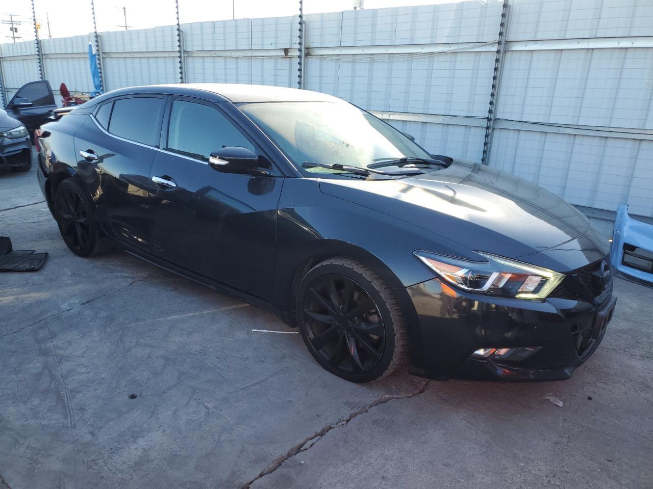 2016 NISSAN Maxima