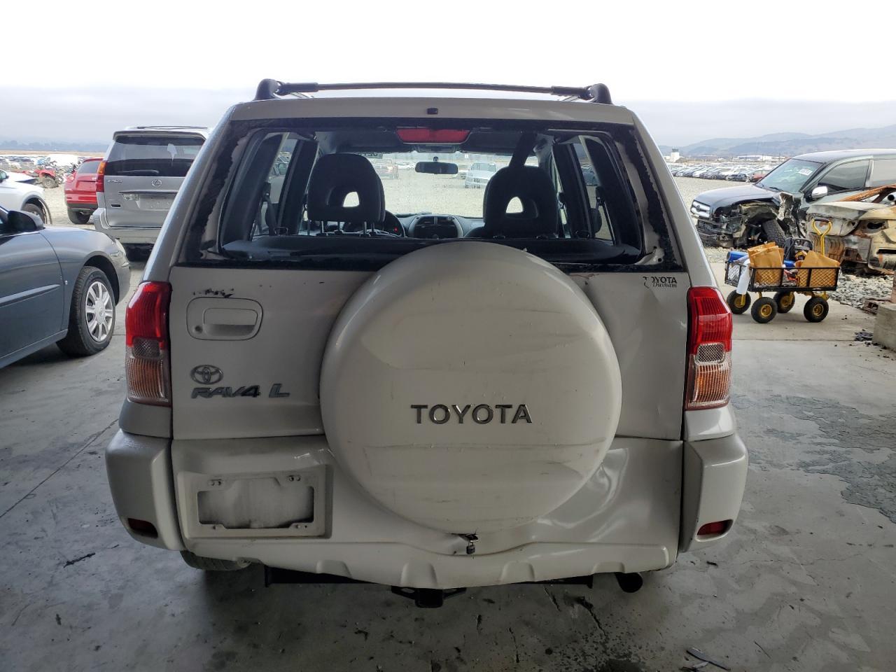 2003 TOYOTA RAV4