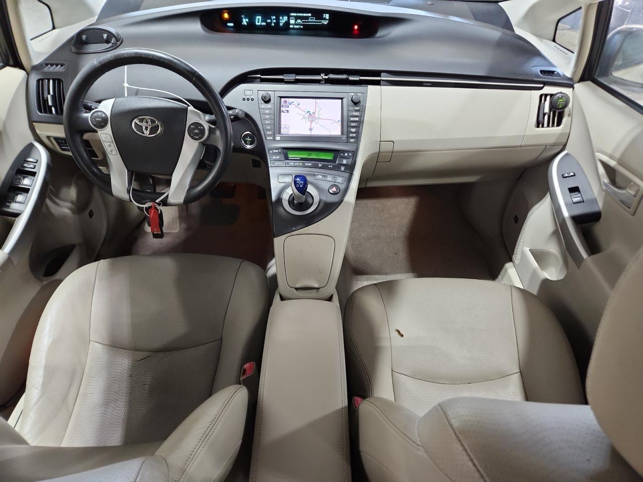2011 TOYOTA PRIUS