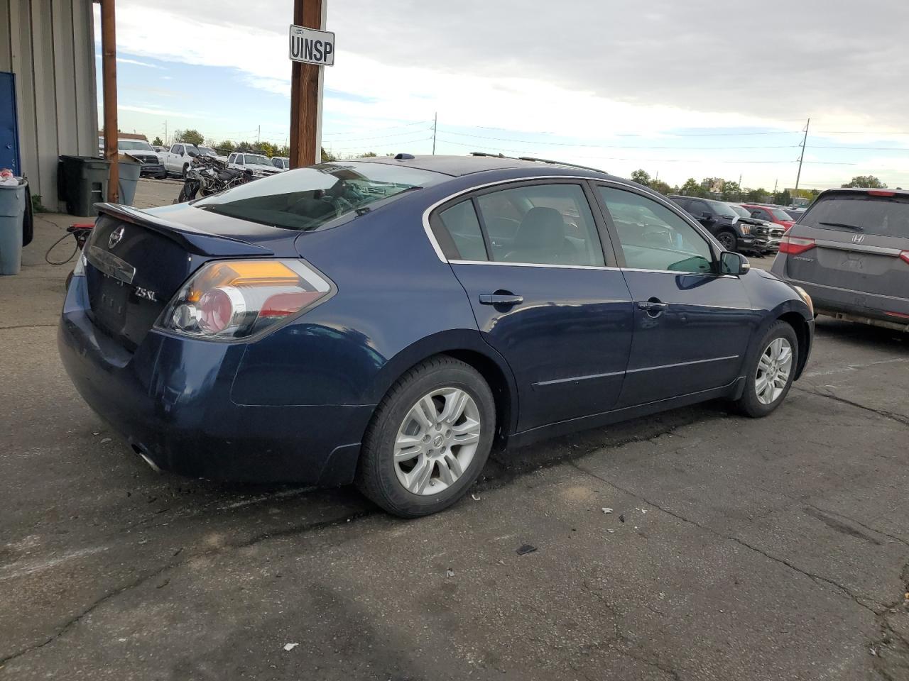 2010 NISSAN ALTIMA