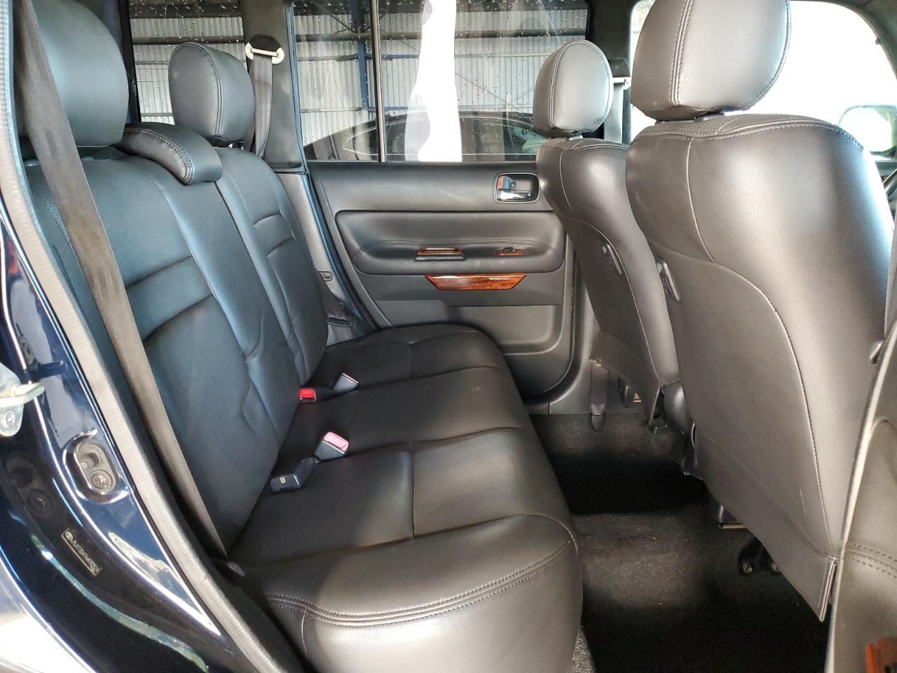 2006 TOYOTA SCION