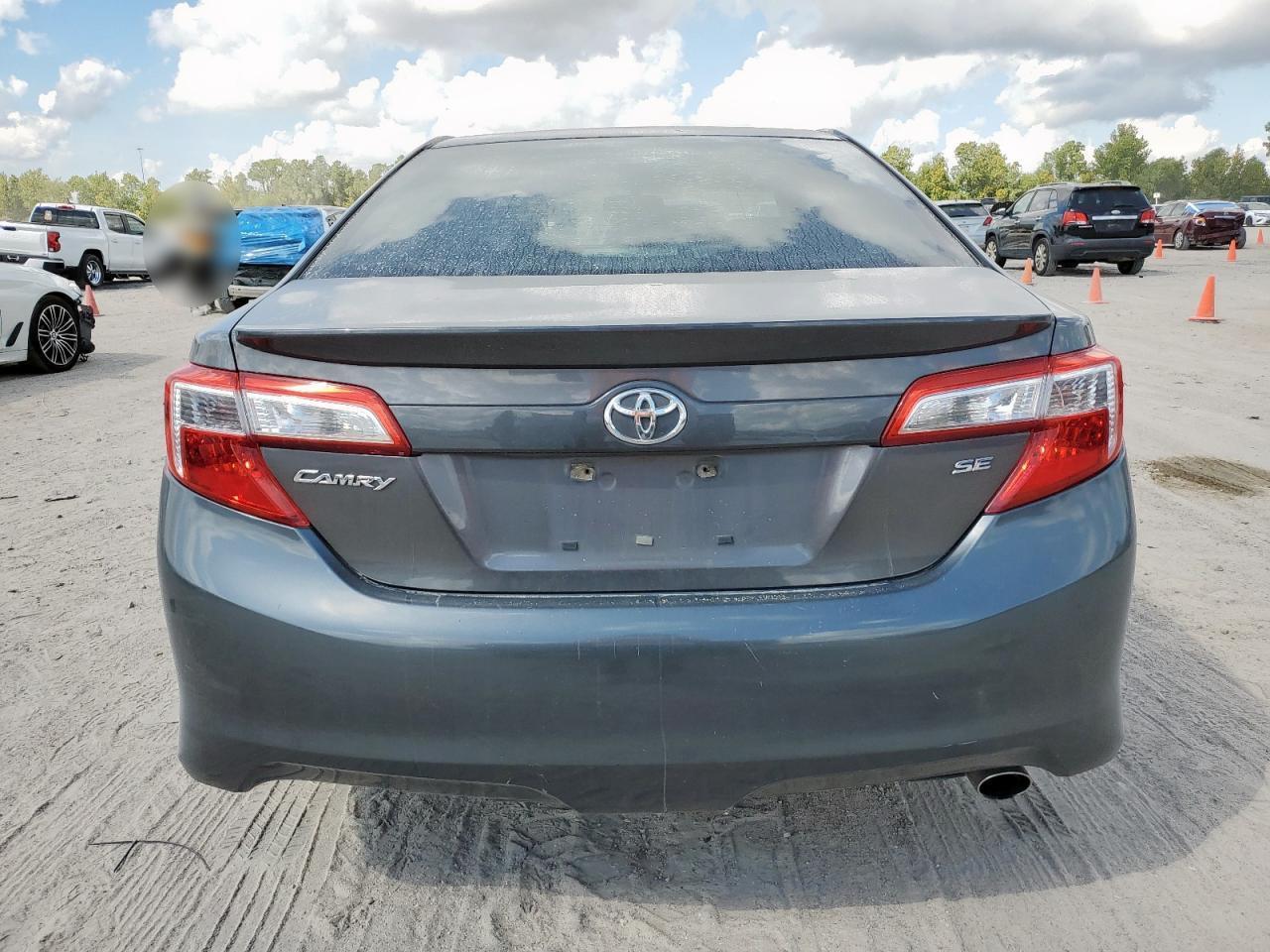 2013 TOYOTA CAMRY