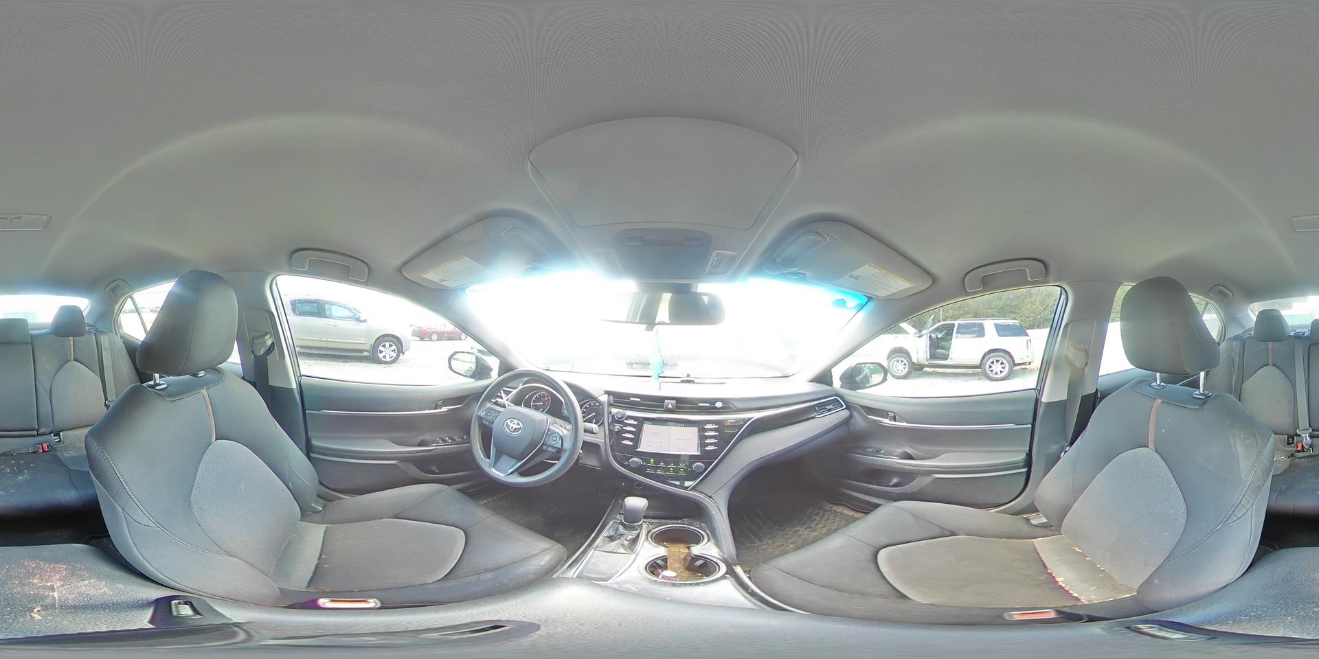 2018 TOYOTA CAMRY