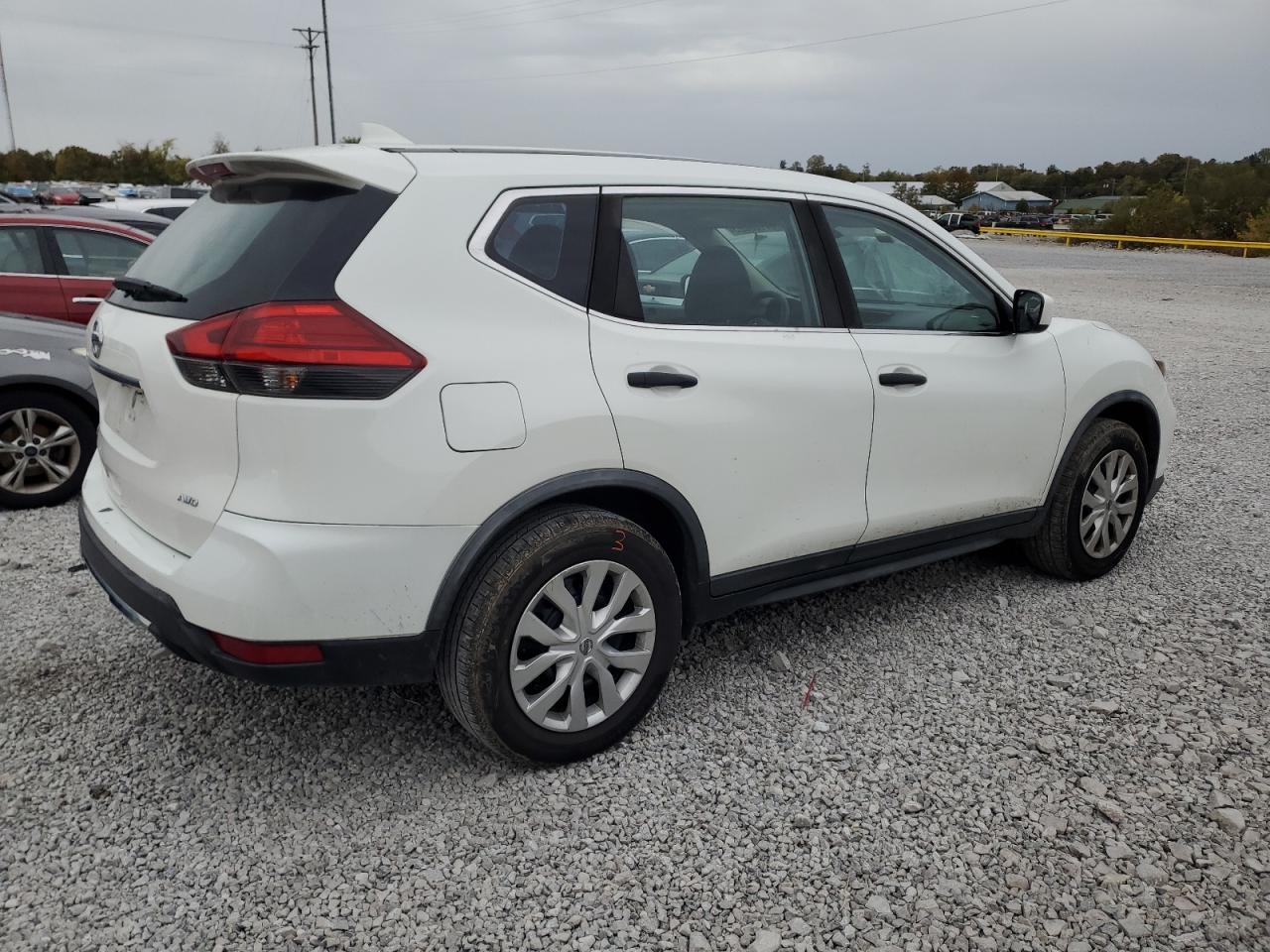 2017 NISSAN ROGUE