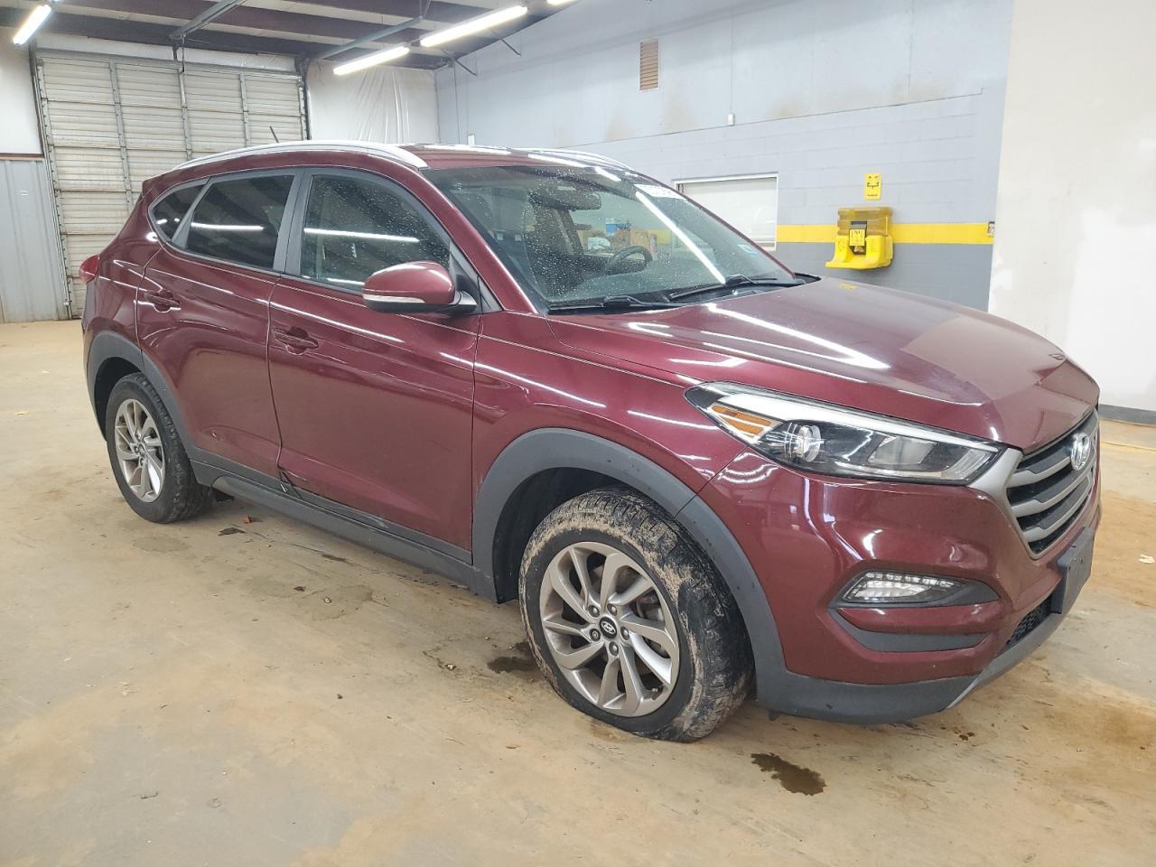 2016 HYUNDAI TUCSON