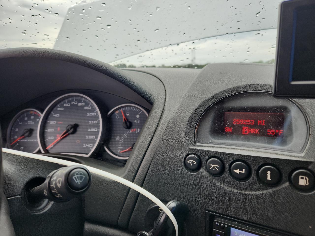 2004 PONTIAC Grand Prix