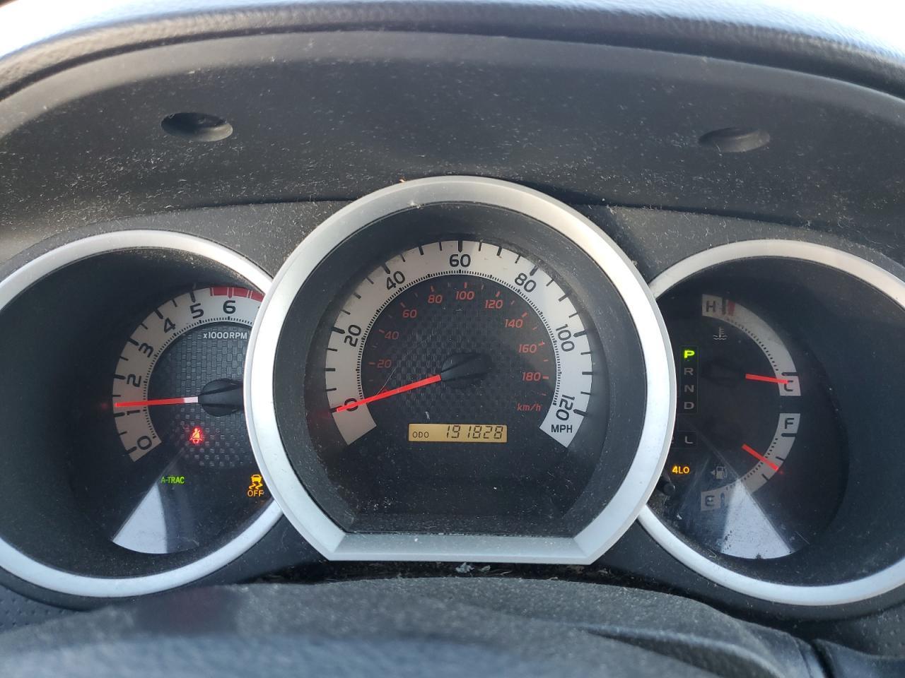 2011 TOYOTA TACOMA