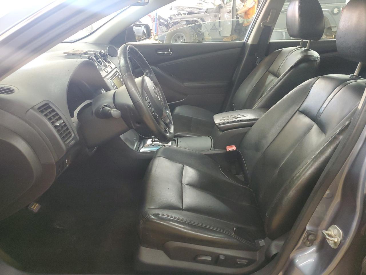 2012 NISSAN ALTIMA