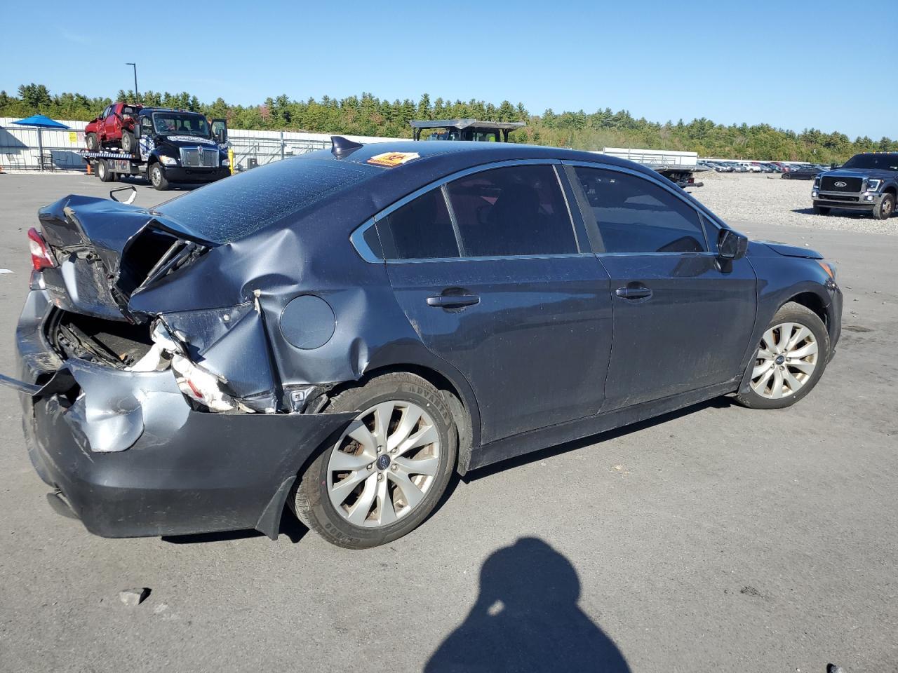 2016 SUBARU Legacy