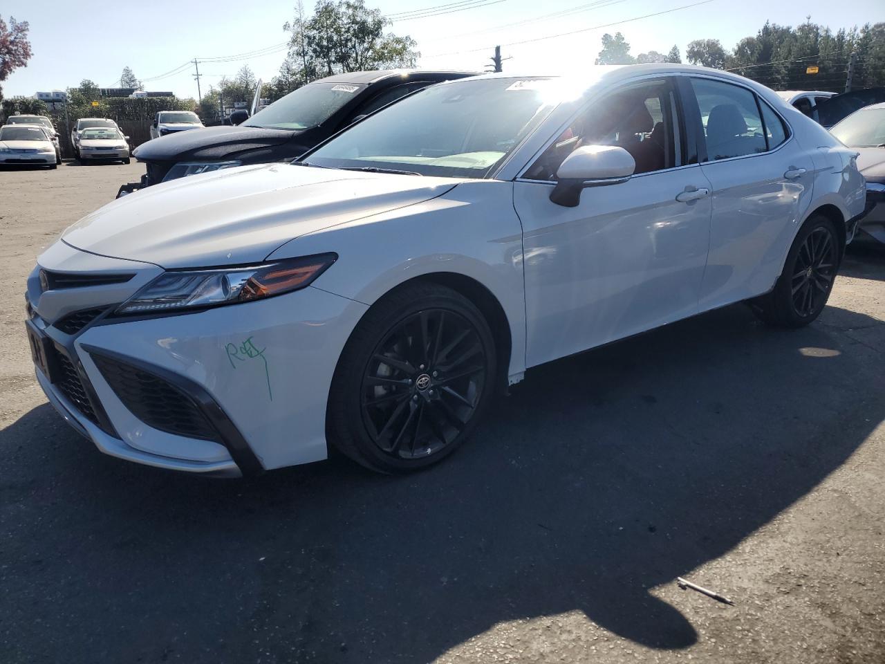2022 TOYOTA CAMRY