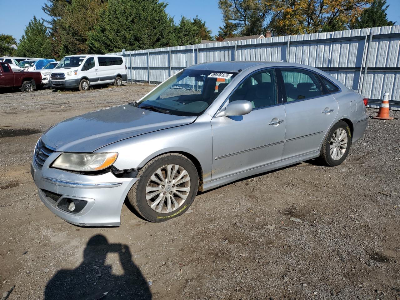 2011 HYUNDAI Azera