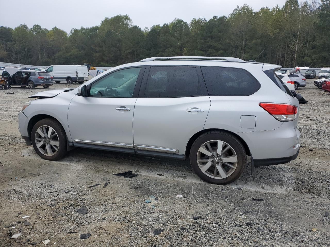 2013 NISSAN PATHFINDER