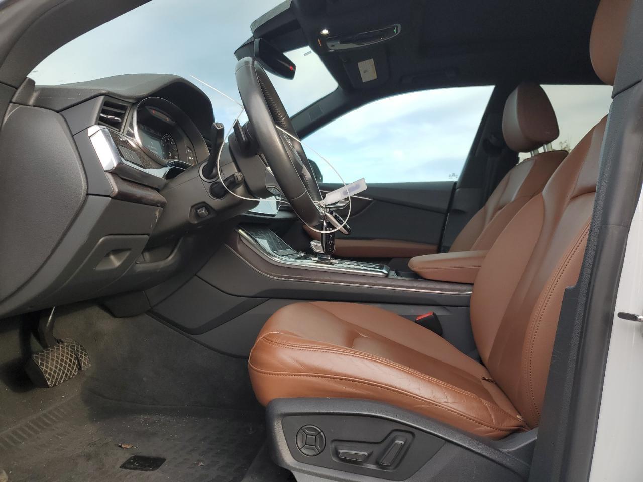 2020 AUDI Q8