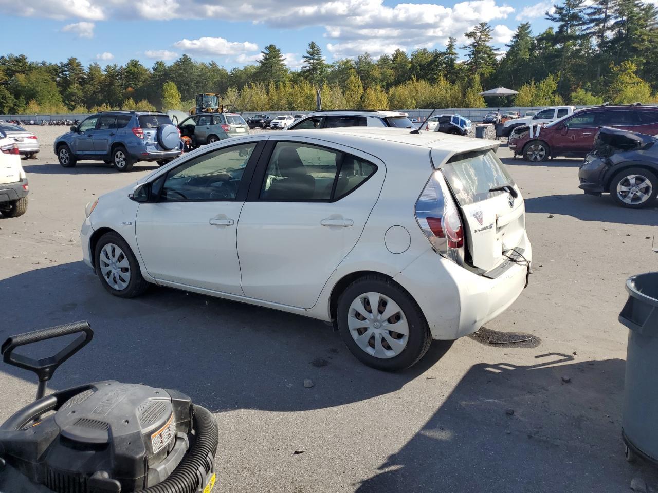 2012 TOYOTA Prius c