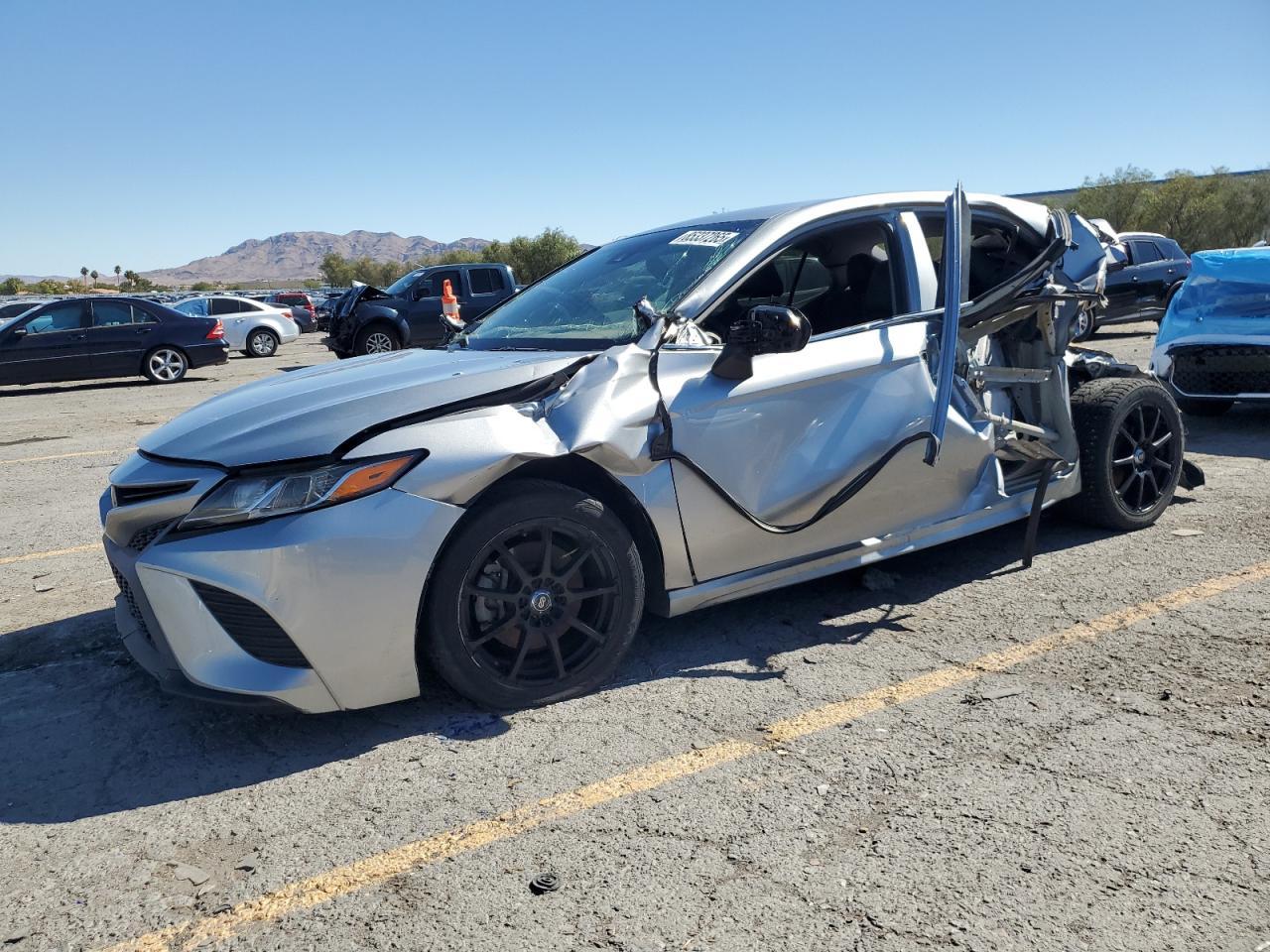 2018 TOYOTA CAMRY