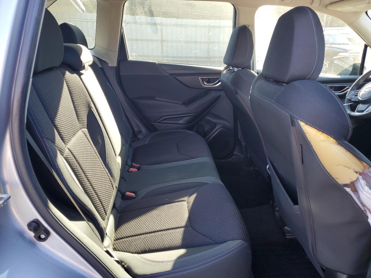 2021 SUBARU FORESTER