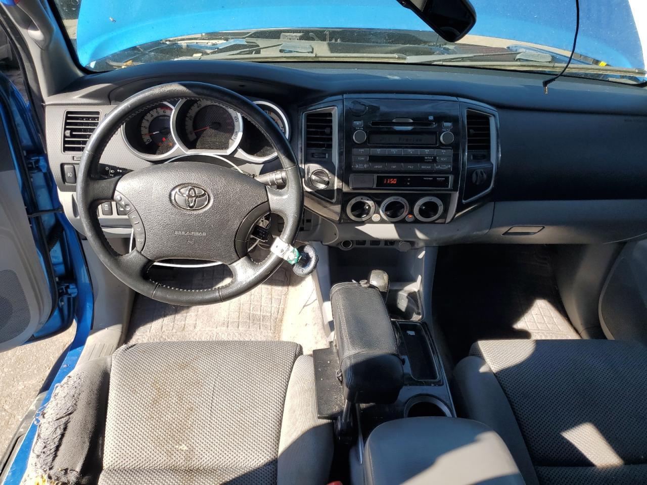 2011 TOYOTA TACOMA
