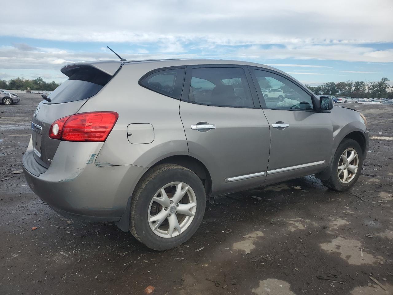 2011 NISSAN ROGUE