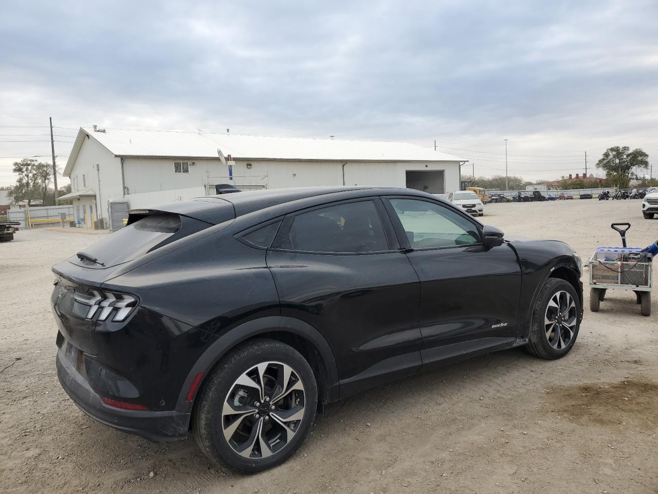 2024 FORD Mustang Mach-E