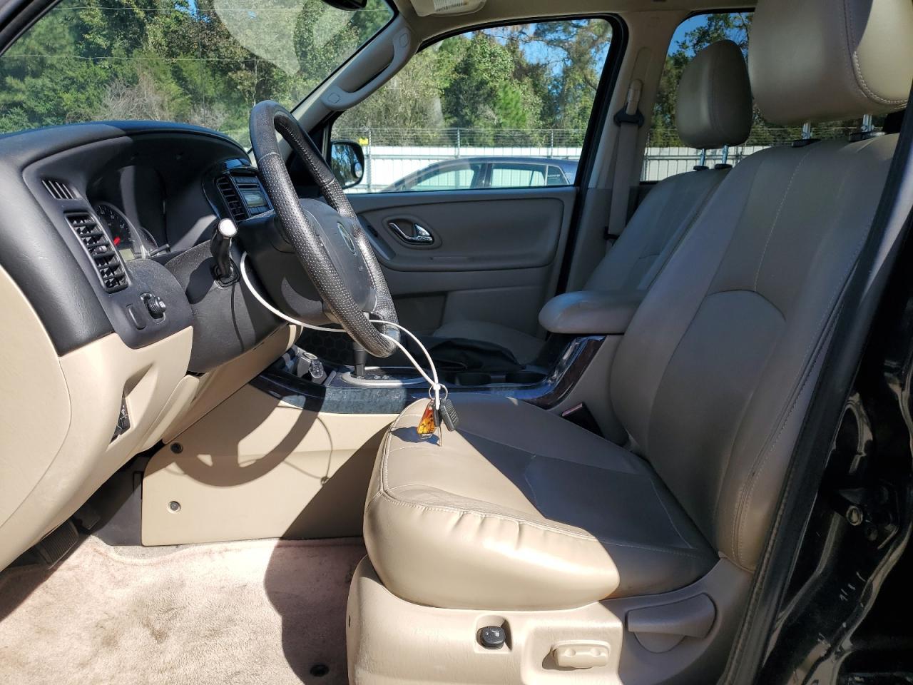 2005 MAZDA Tribute