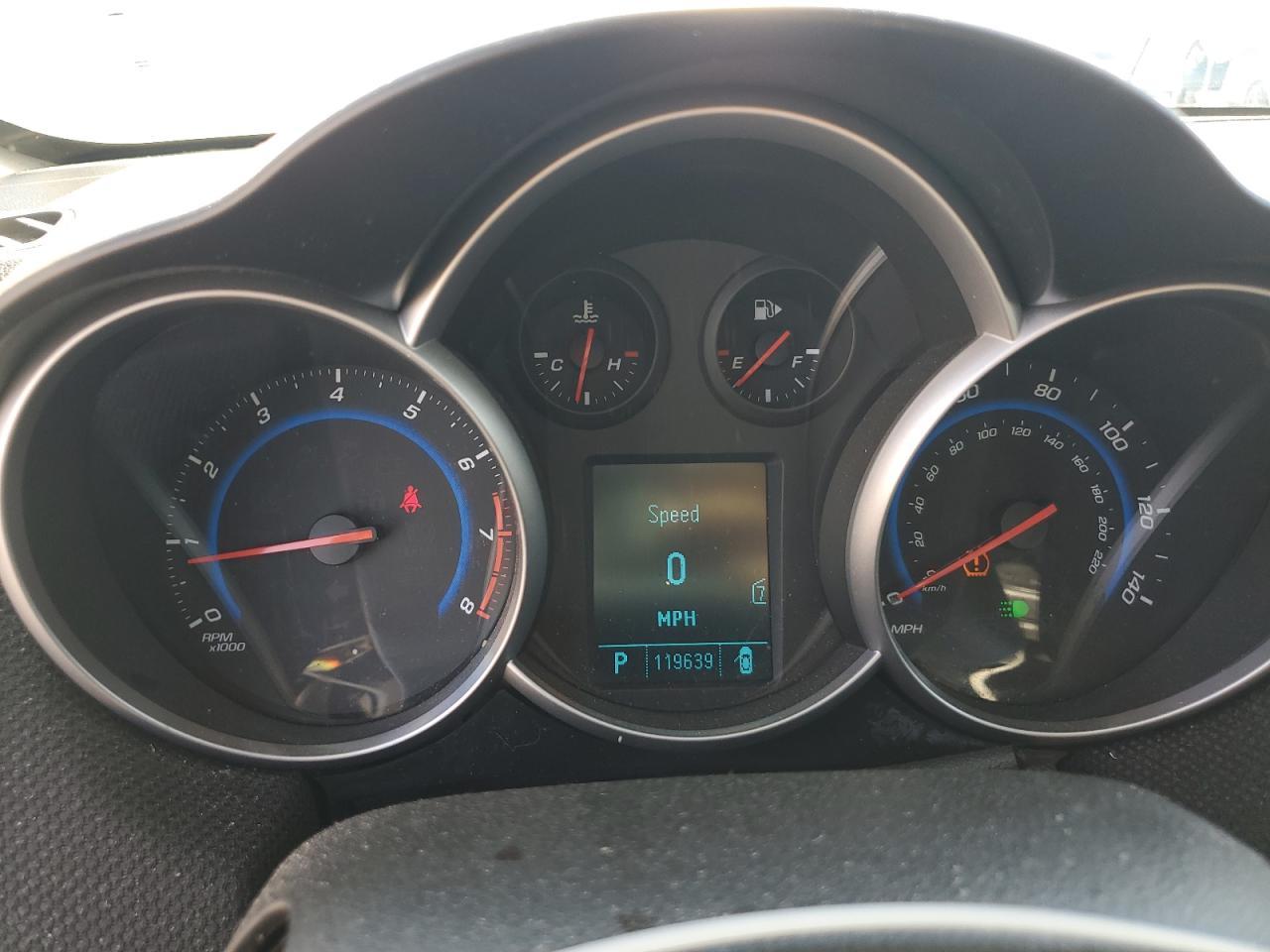 2011 CHEVROLET CRUZE