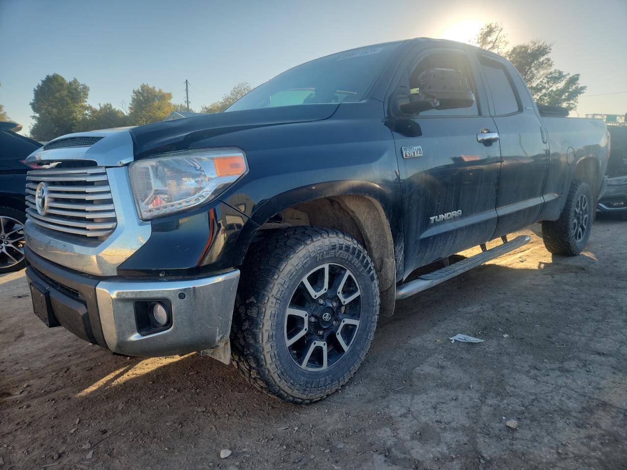2016 TOYOTA TUNDRA