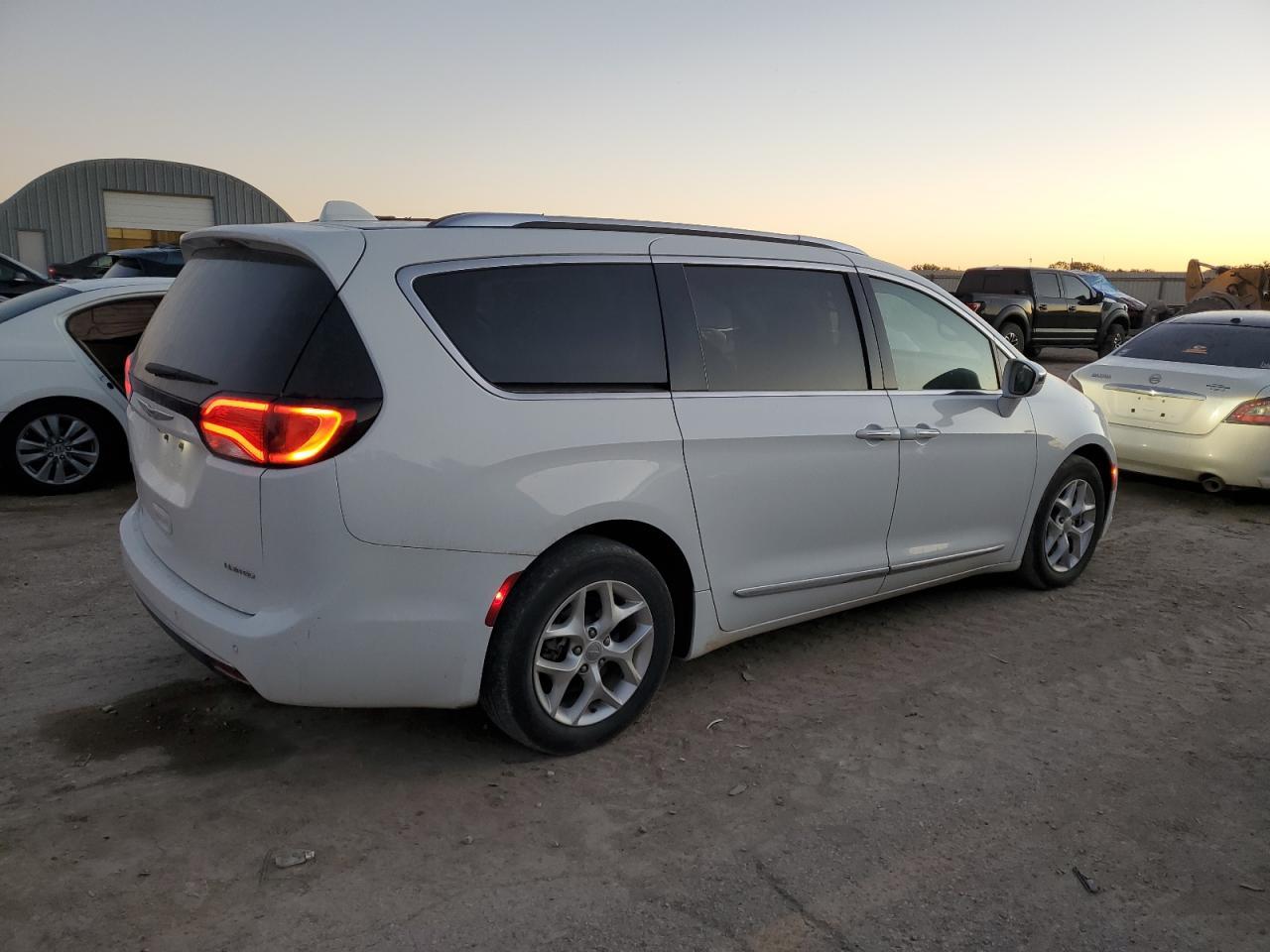 2020 CHRYSLER Pacifica