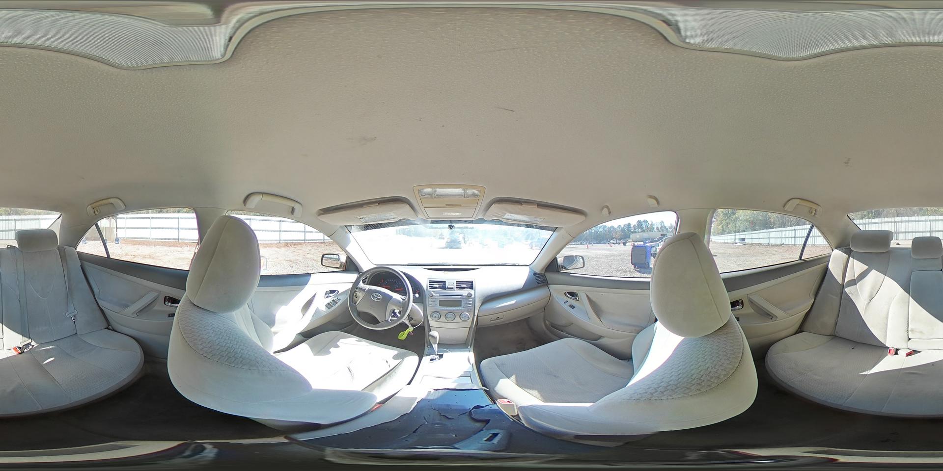 2010 TOYOTA CAMRY