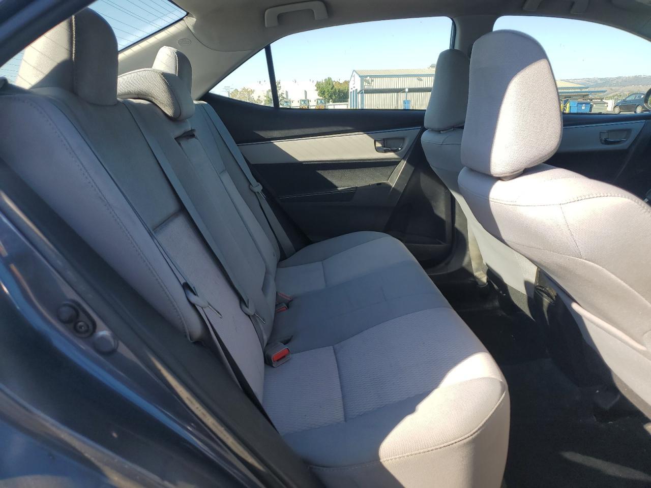 2015 TOYOTA COROLLA