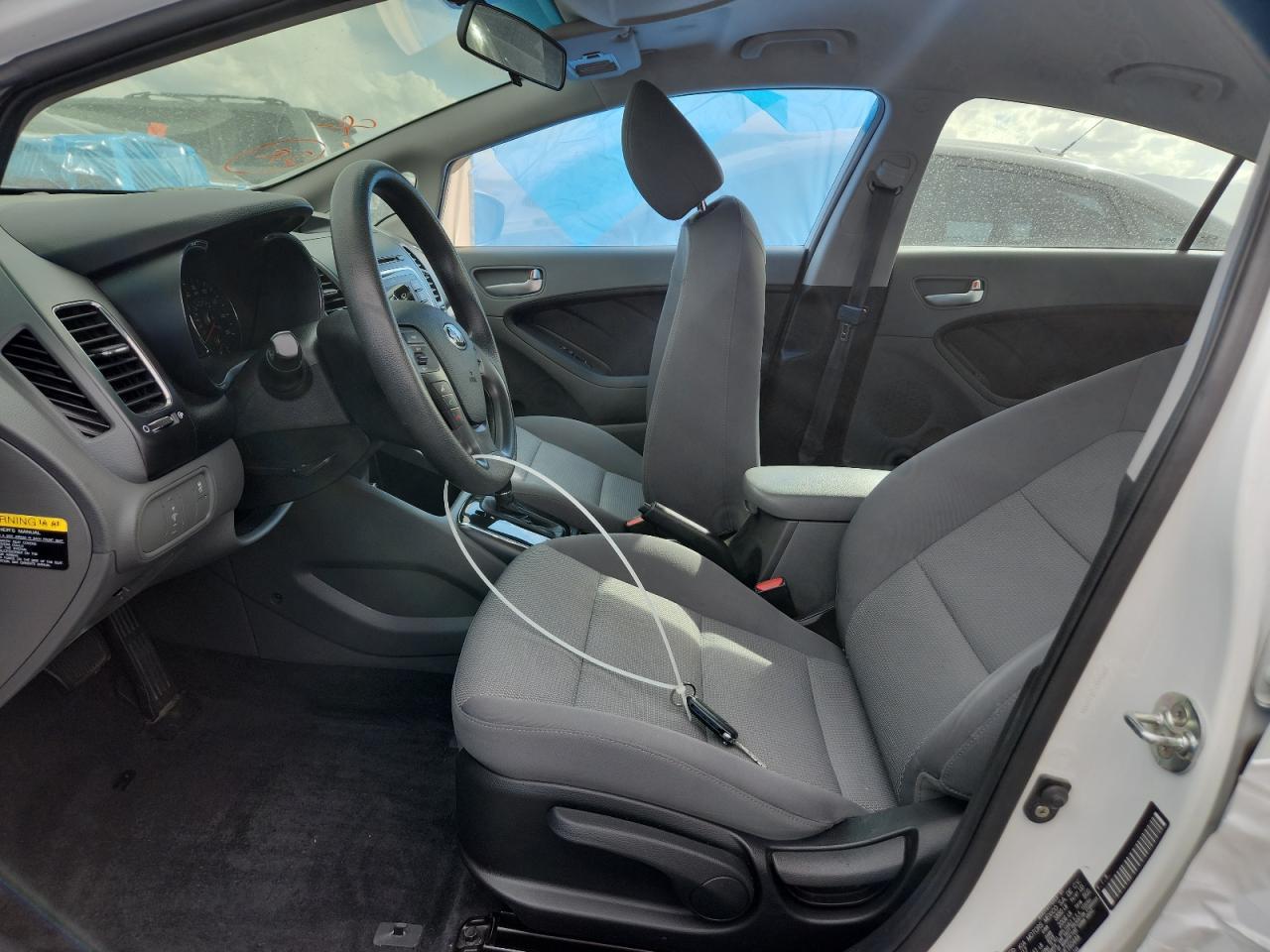 2017 KIA FORTE