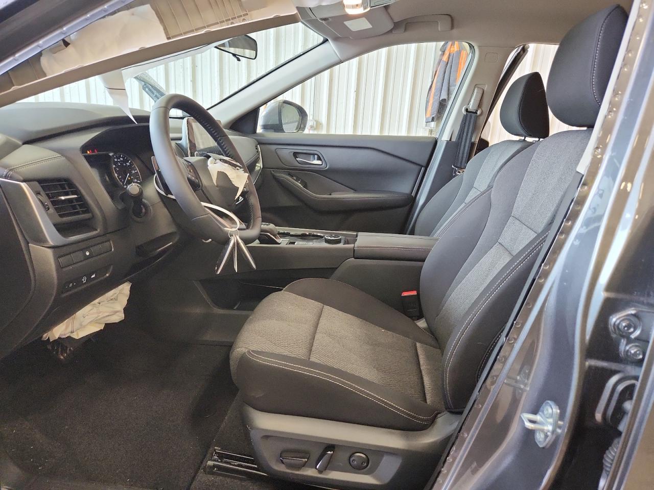 2025 NISSAN ROGUE