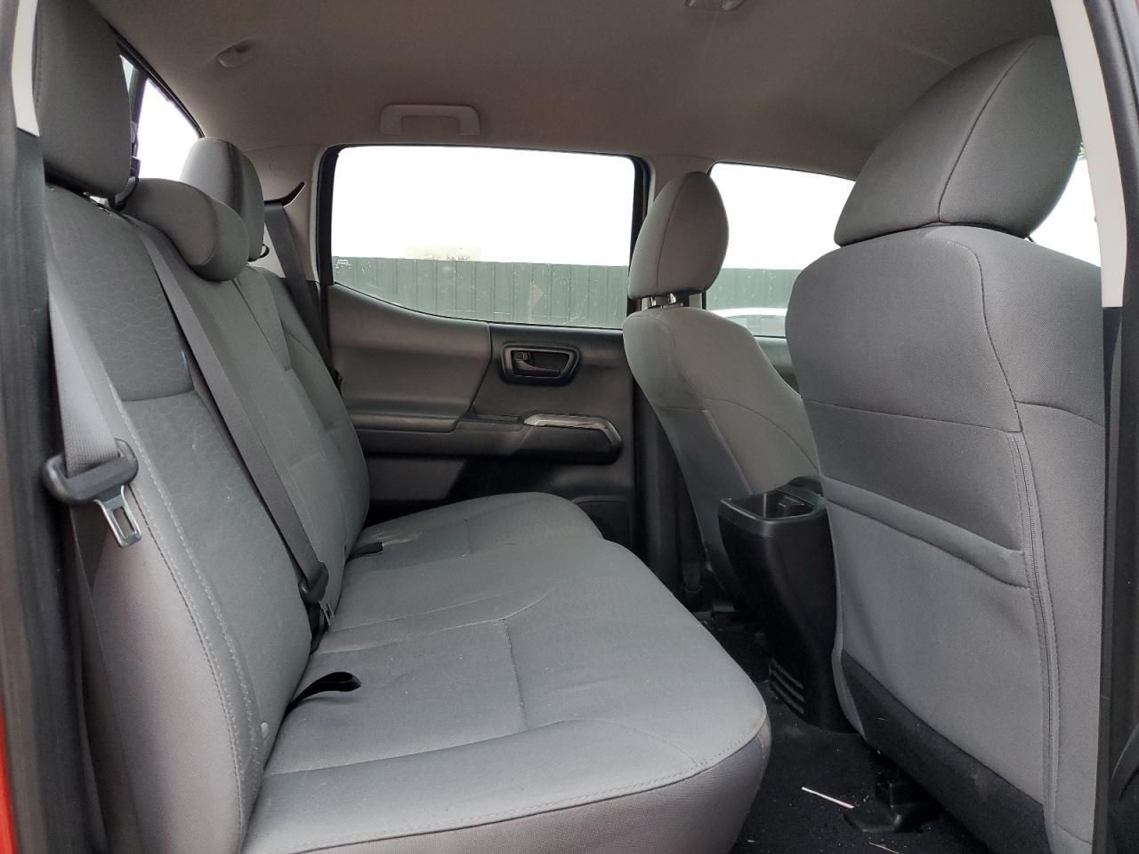 2016 TOYOTA TACOMA