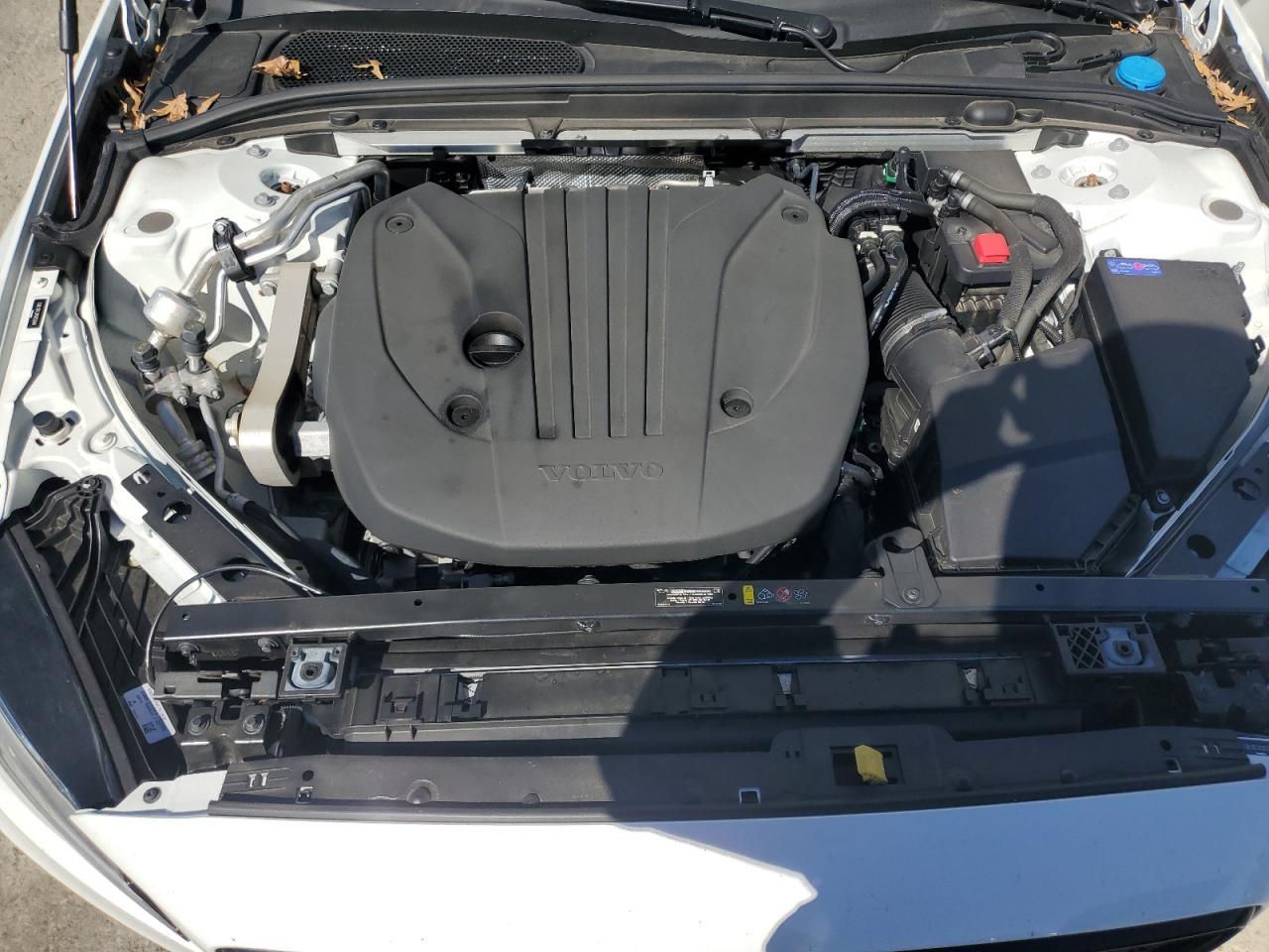 2023 VOLVO S60
