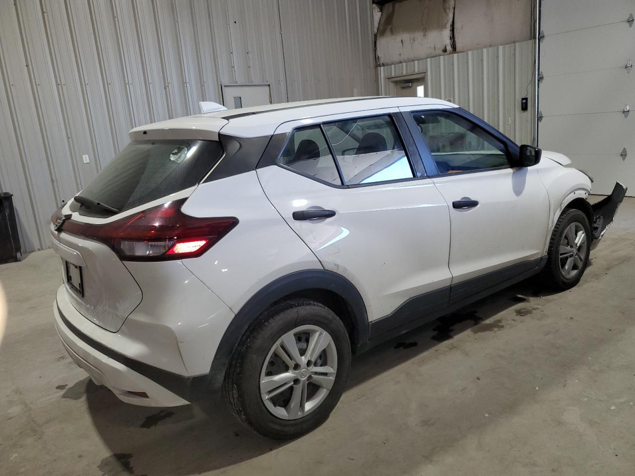 2021 NISSAN KICKS