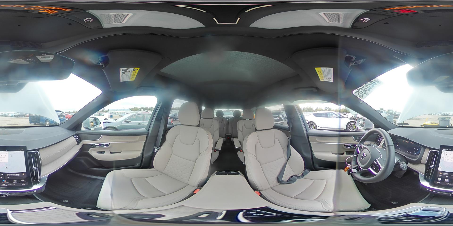 2025 VOLVO XC90