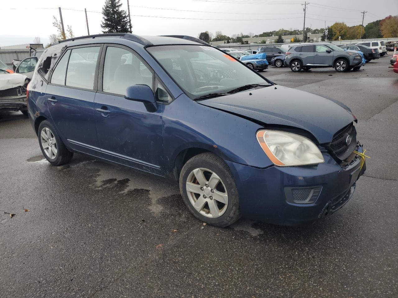 2007 KIA RONDO