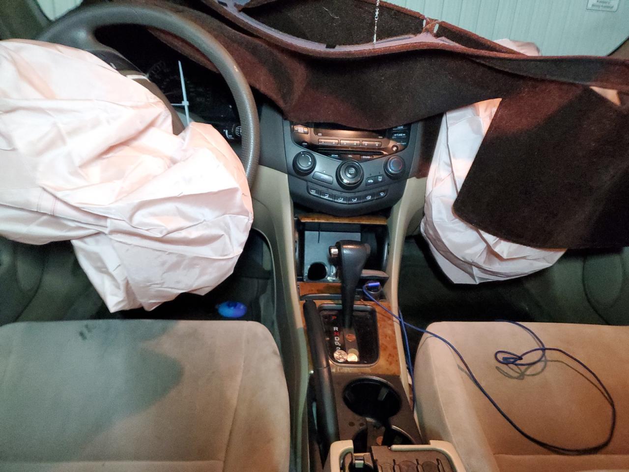 2004 HONDA ACCORD