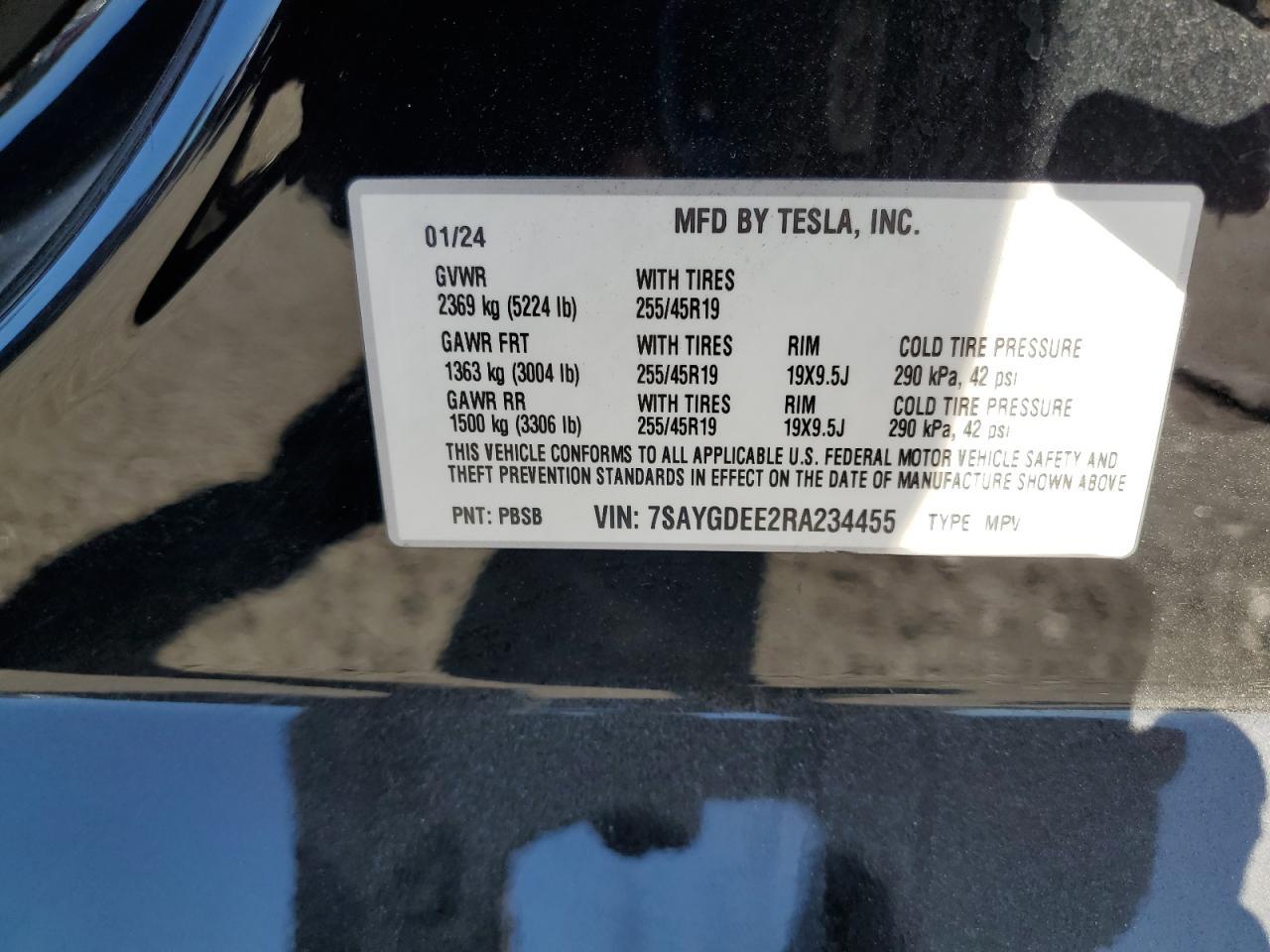 2024 TESLA MODEL Y