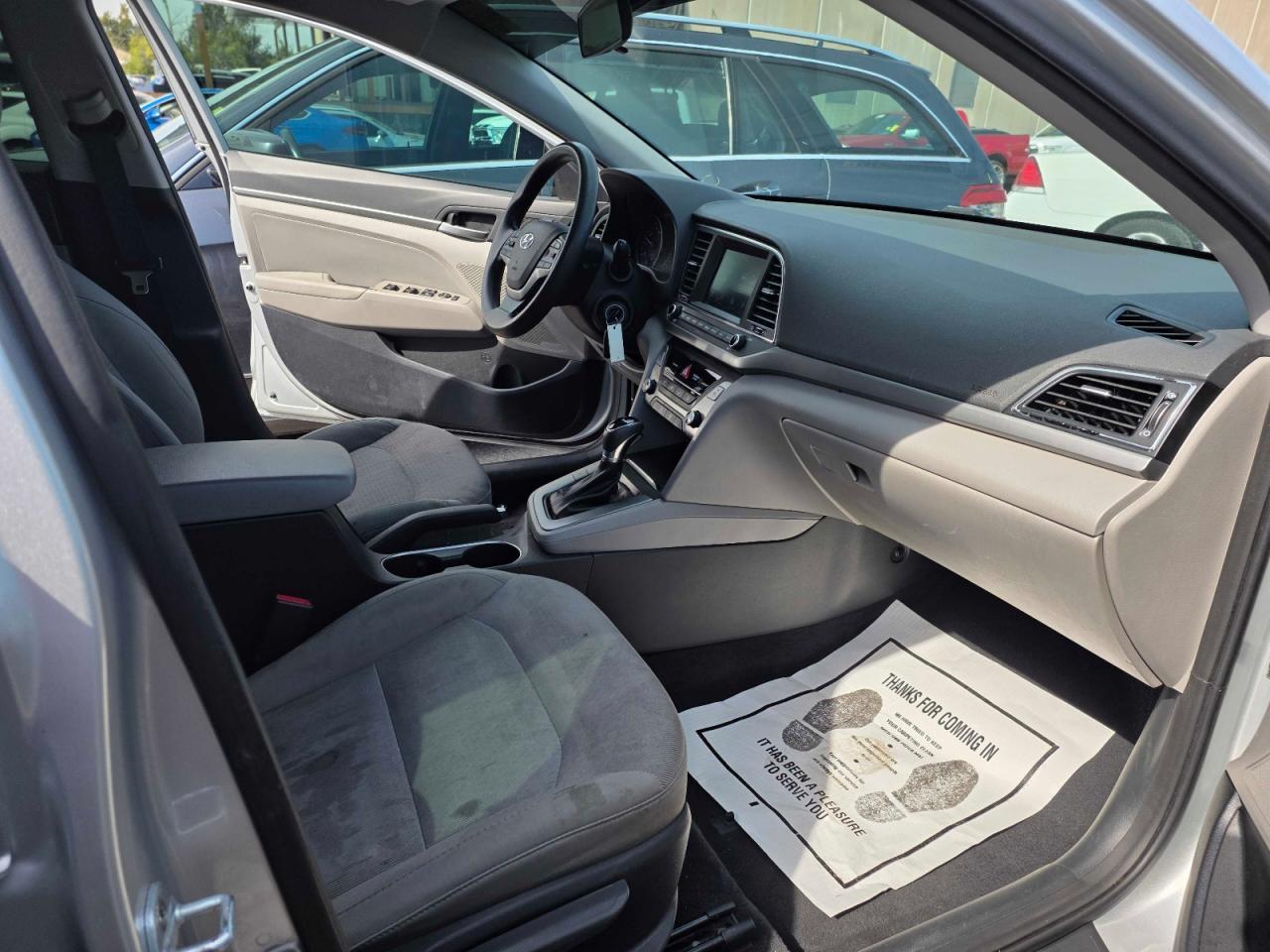 2017 HYUNDAI ELANTRA