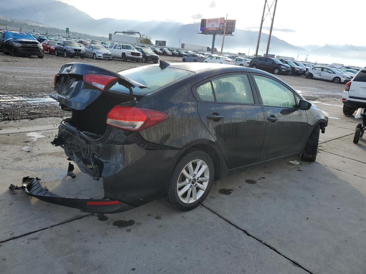 2017 KIA FORTE