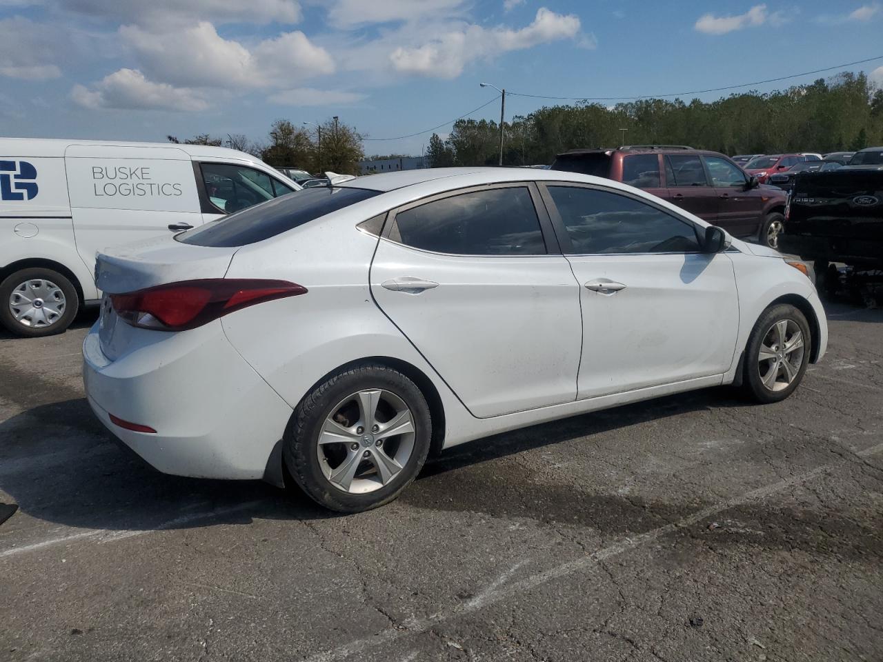 2016 HYUNDAI ELANTRA