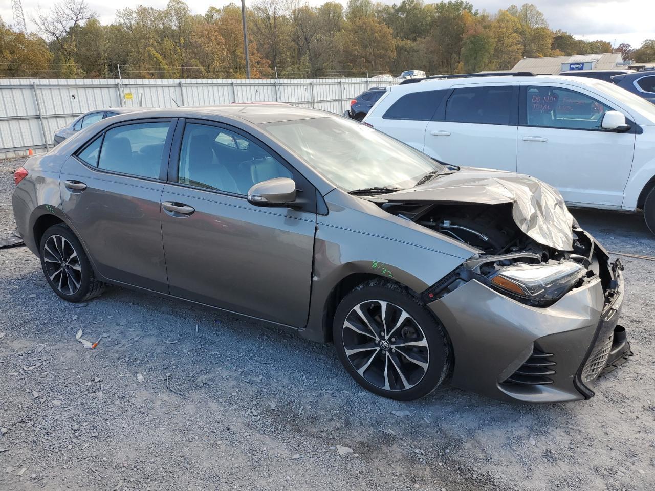 2017 TOYOTA COROLLA