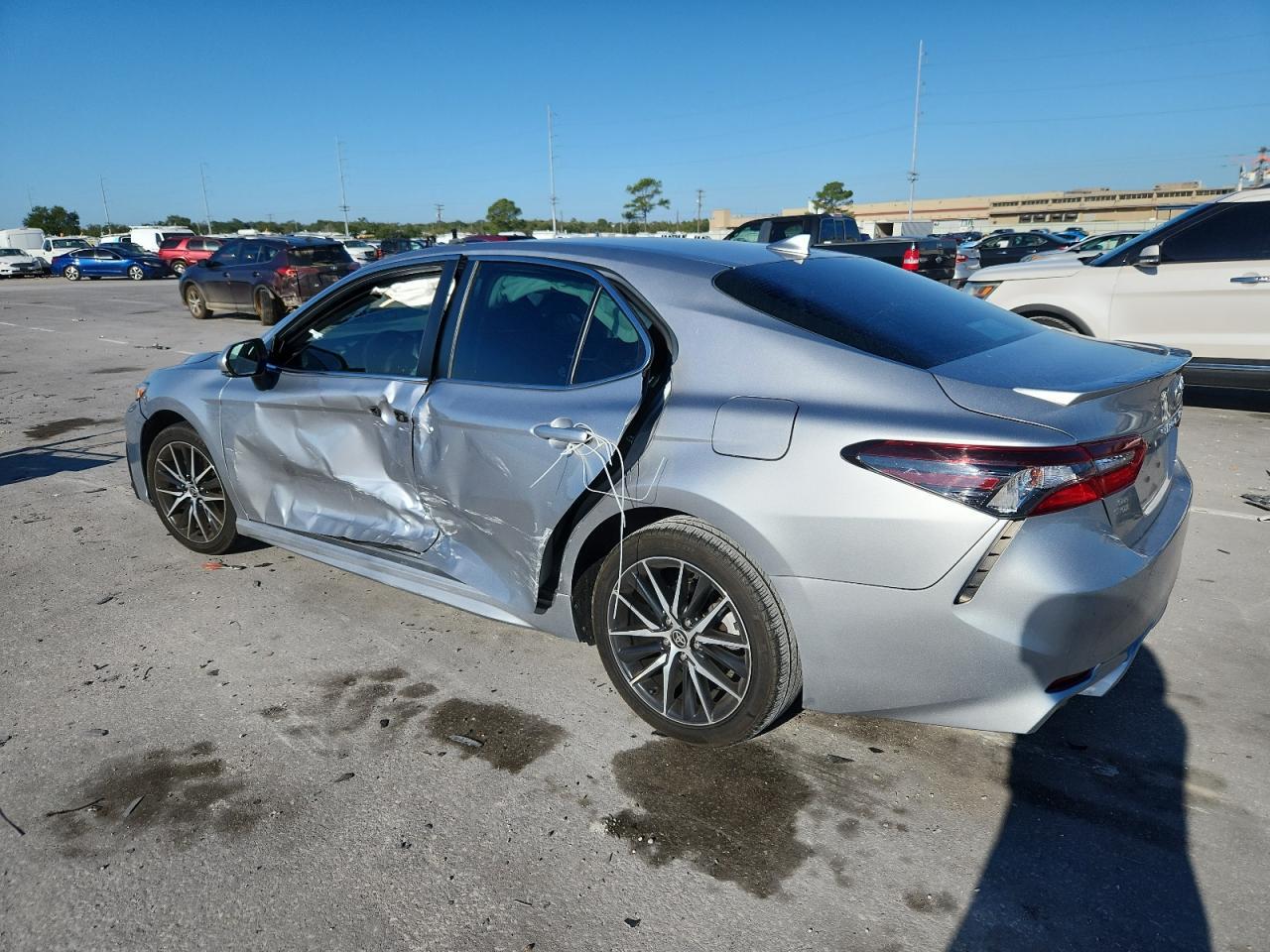 2022 TOYOTA CAMRY